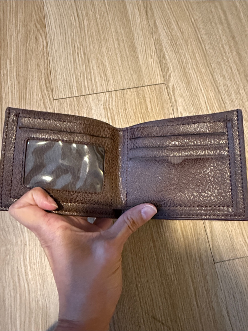 Moon Grass Brown Leather Men’s Wallet NIP - Picture 4 of 14